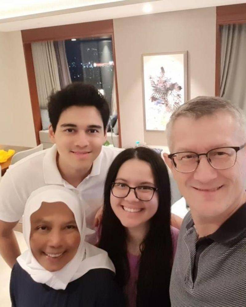 Instagram.com/sitipurwanti15